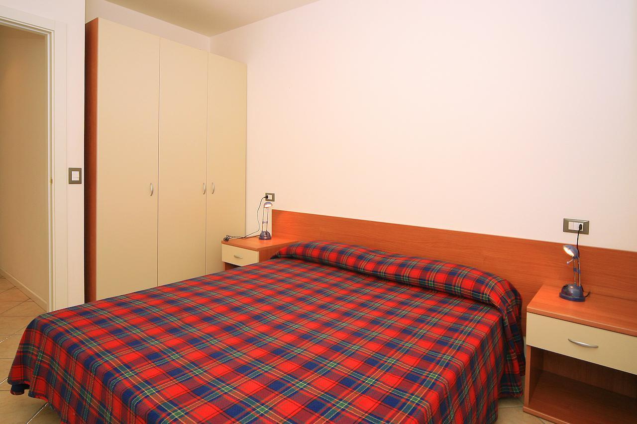 קאורלה Residence Stefania חדר תמונה
