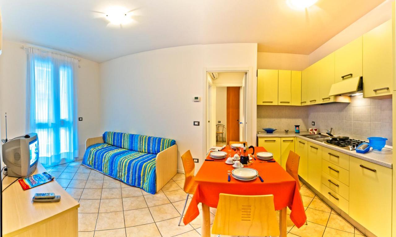 קאורלה Residence Stefania חדר תמונה